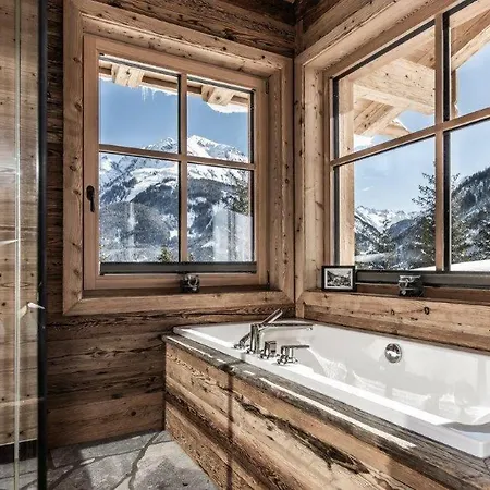 Lovely Chalet In A Panoramic Location Villa Reutte