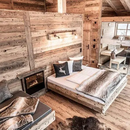 ヴィラ Lovely Chalet In A Panoramic Location ロイテ